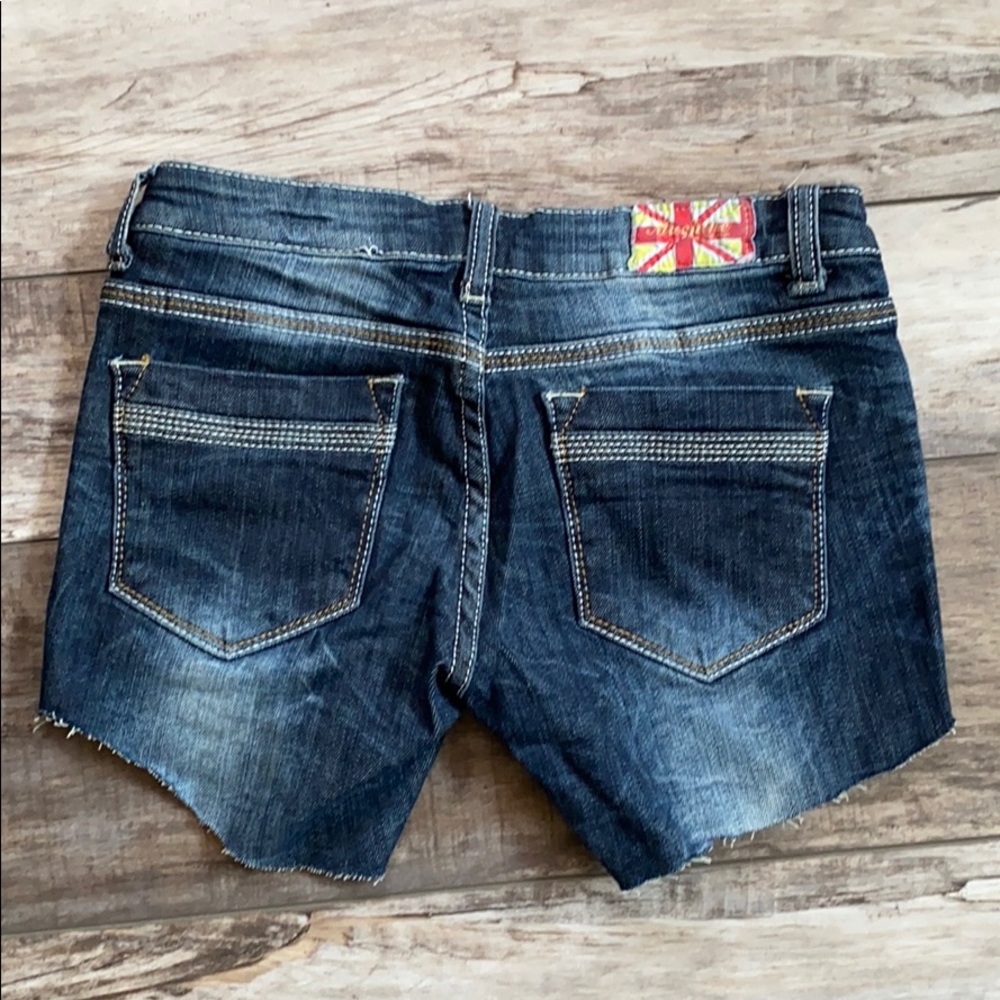 Machine jean shorts - Picture 2 of 2